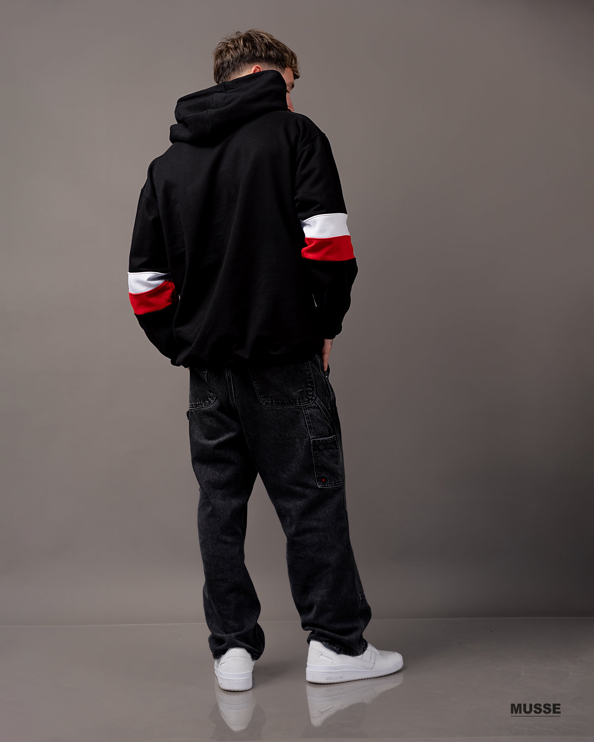 HOODIE TRICOLORS NEGRO