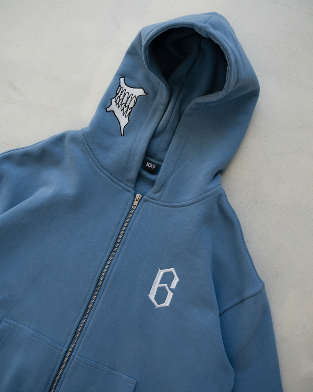 ZIP HOODIE — ESPADA N°6 GRIMMJOW