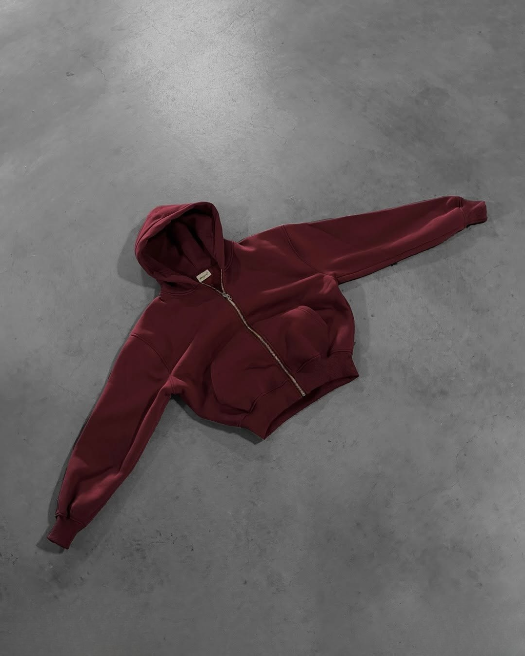 ZIP HOODIE — VINO