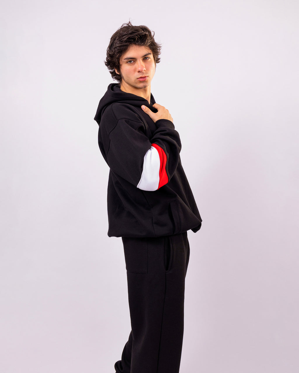 HODDIE TRICOLORS NEGRO